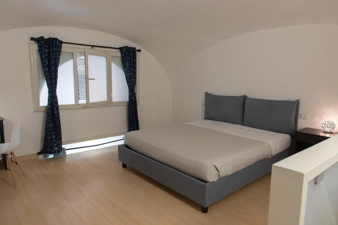 Apartament Trevisani Loft Bari 0*,